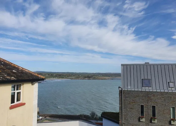 Hillside * Ardmore (Waterford)