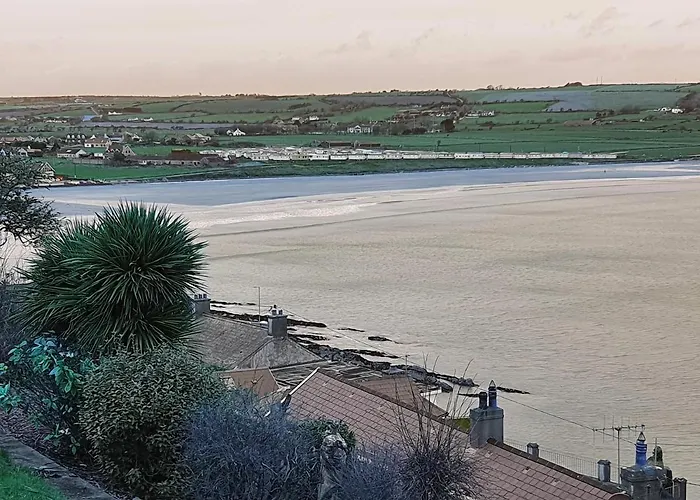 Semesterbostad Hillside *